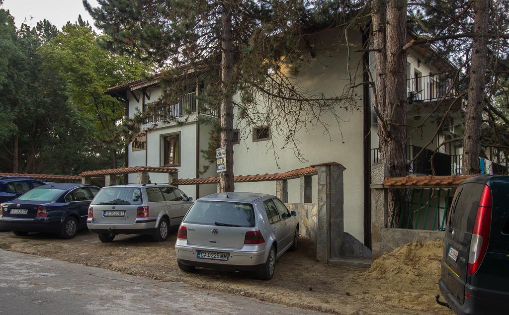 К-Г Луна К-С Лонгоза Комплекс Лонгоза Byala  Esterno foto